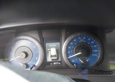 2018 Toyota Sienna Le 8 Passenger из США, поврежденный, VIN 5TDKZ3DC6JS931881